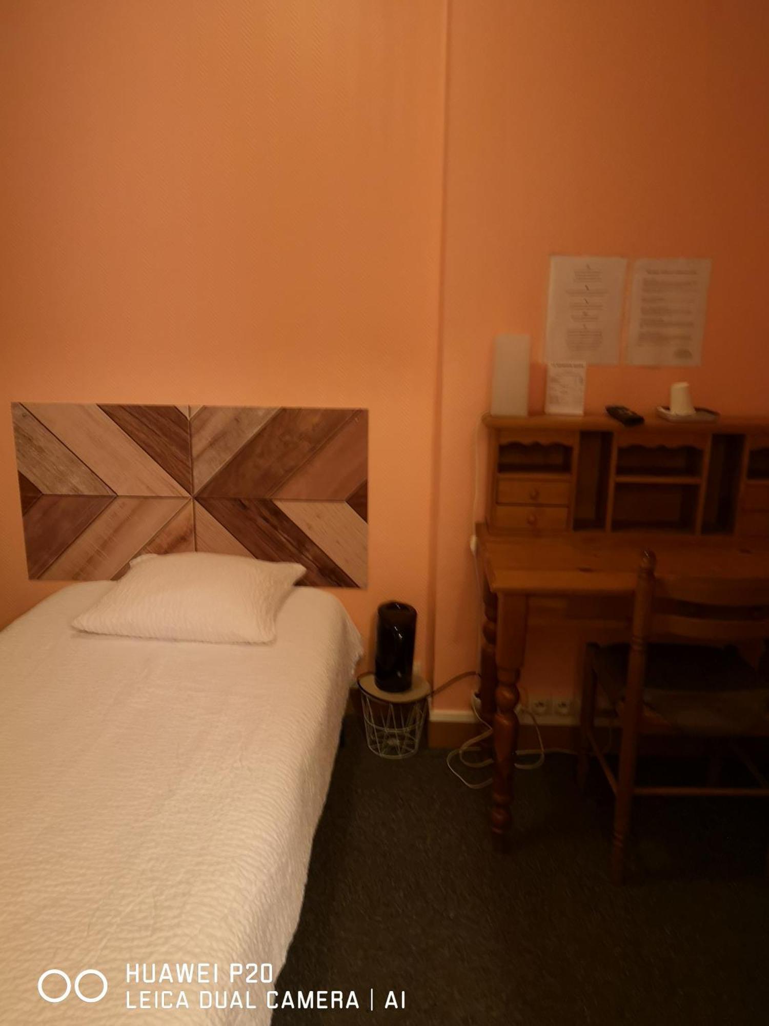 Hotel Le Memphis Poitiers Room photo
